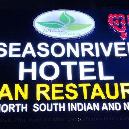 New Season Riverside Hotel Пномпень Экстерьер фото